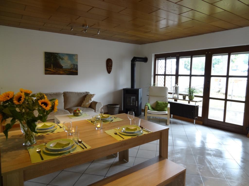 Ferienhaus van Vliet Morbach Kamer foto